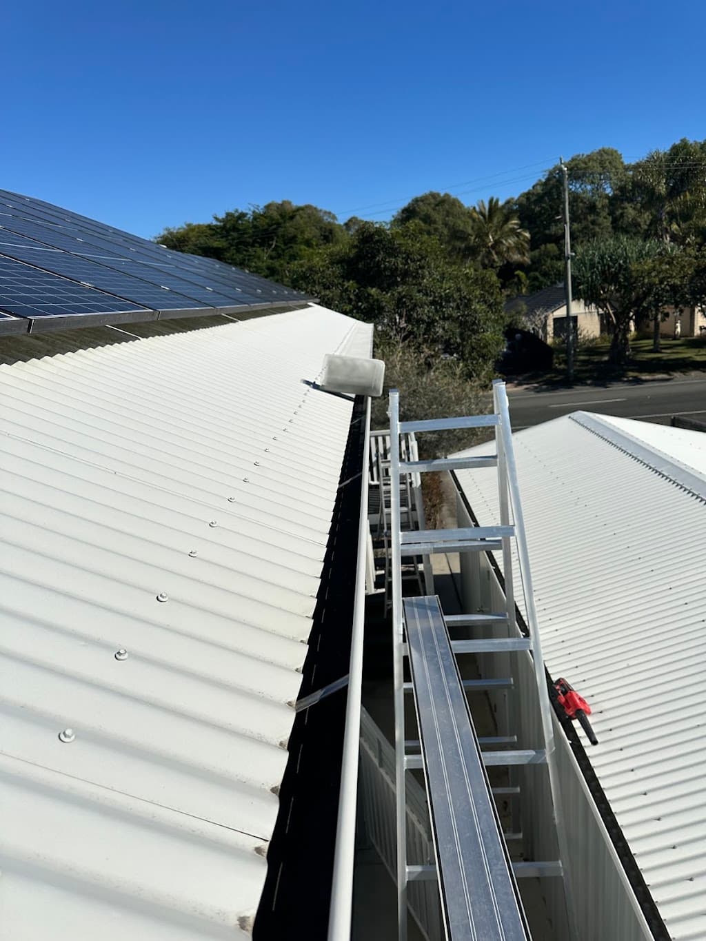 Bris north gutters & roofing