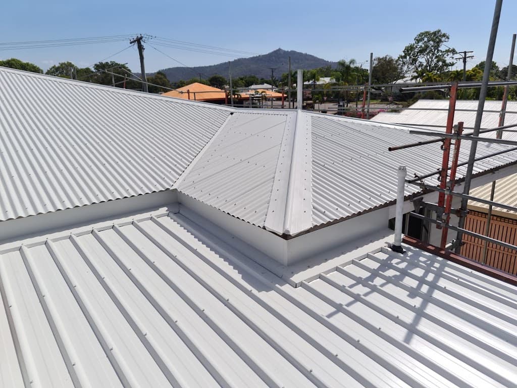 Hutchison Roofing Townsville/ specialise in reroofing
