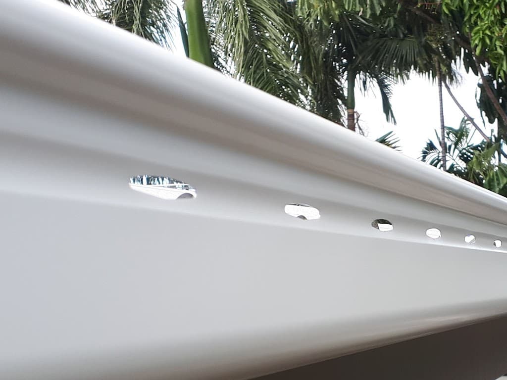 TOWNSVILLE GUTTERING